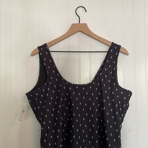 OLD NAVY Front Cutout One-Piece Swim Bathing Suit Geometric Print Size 2X NWT - Picture 8 of 13